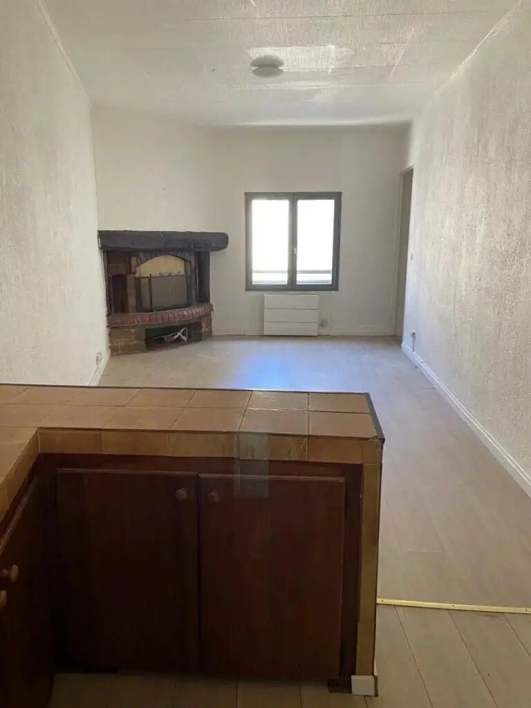 Maison à louer, 60m², Tourves