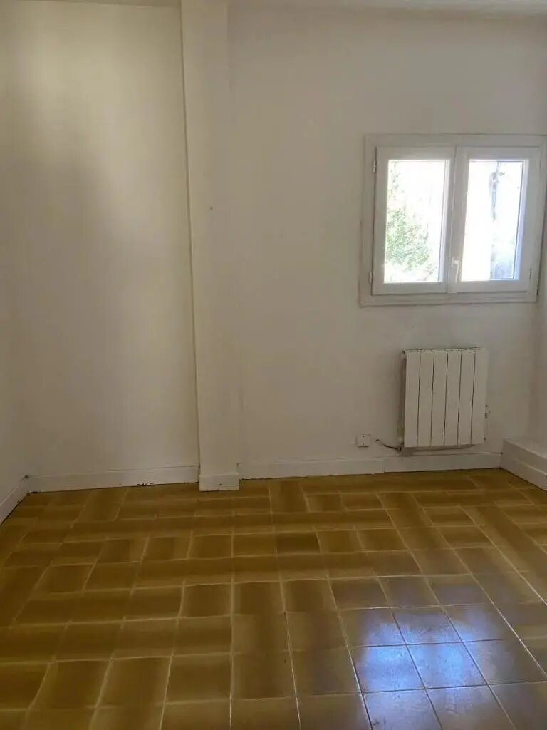 Maison à louer, 60m², Tourves