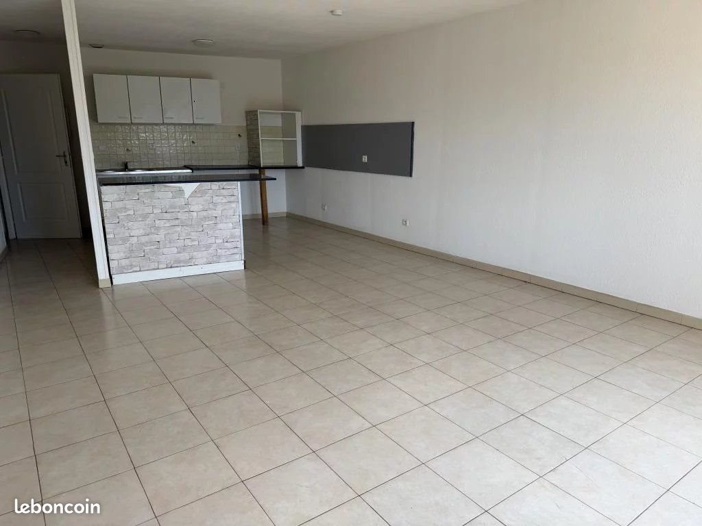 Appartement à vendre, 70m², Saint-Maximin-la-Sainte-Baume
