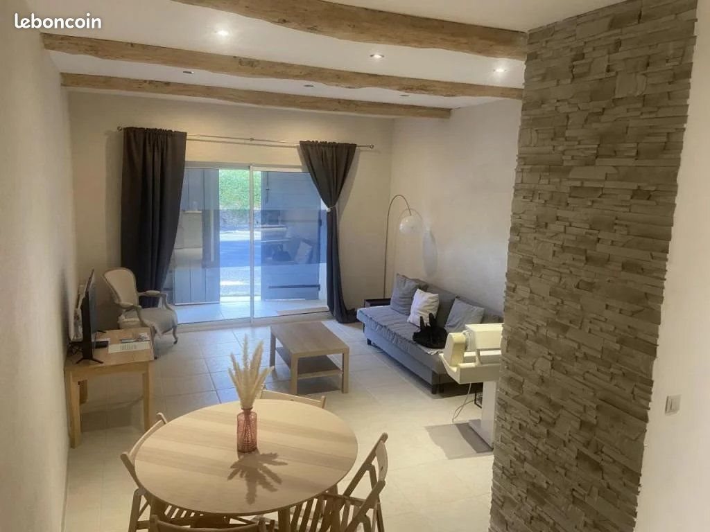 Appartement à louer, 65m², Rians