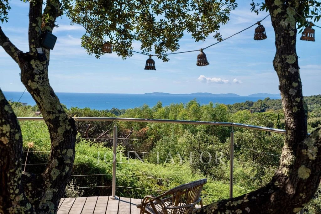 Maison à vendre, 185m², La Croix-Valmer