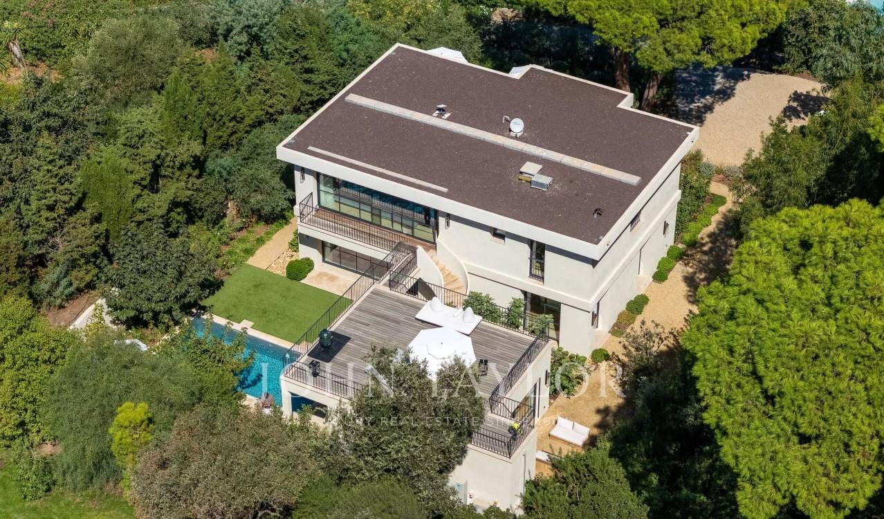 Maison à louer, 210m², Saint-Tropez