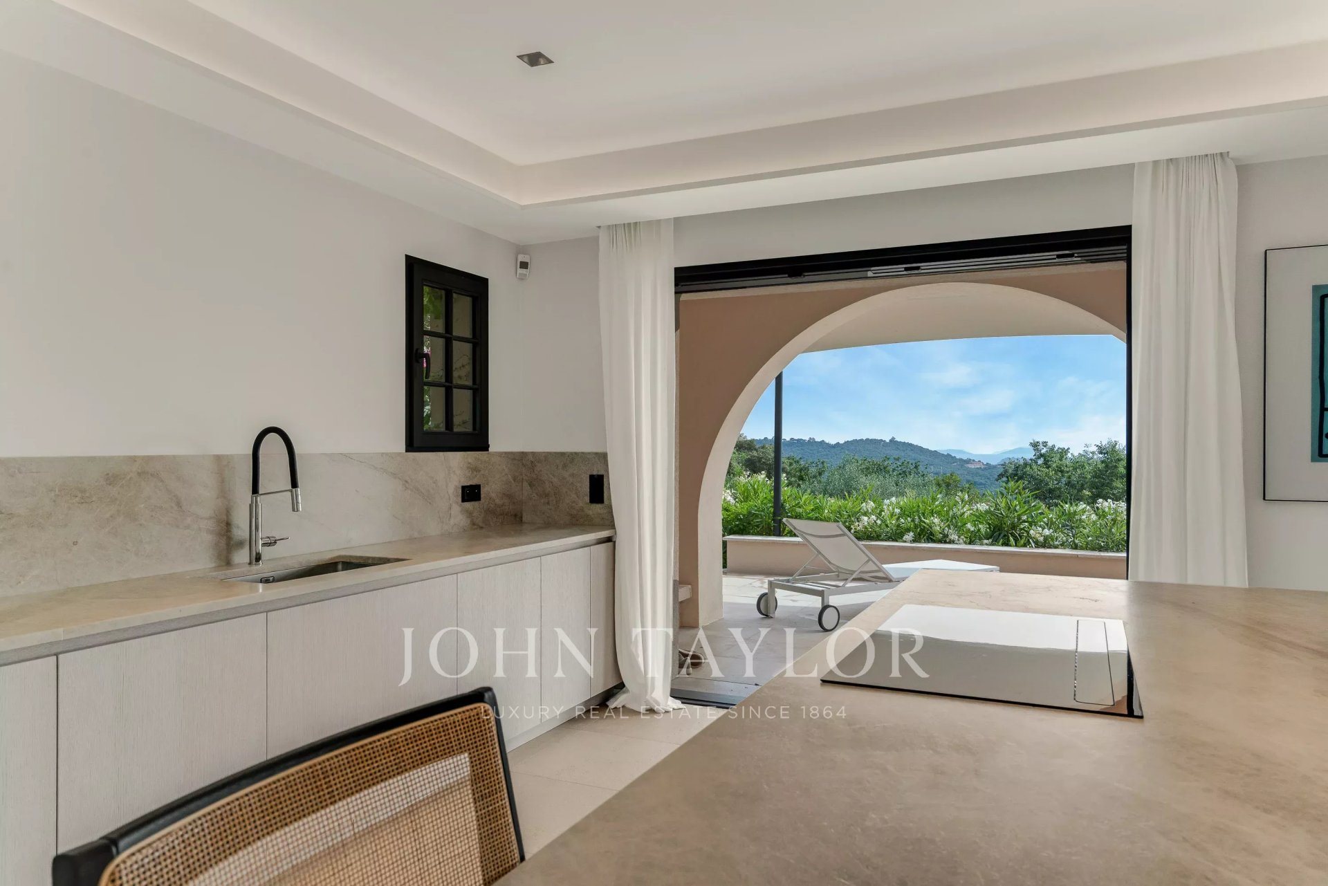 Maison à vendre, 265m², Gassin