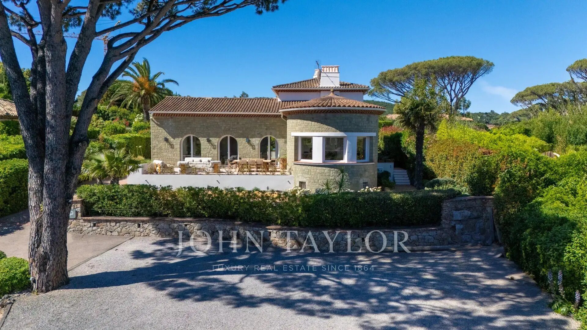 Maison à louer, 300m², Saint-Tropez