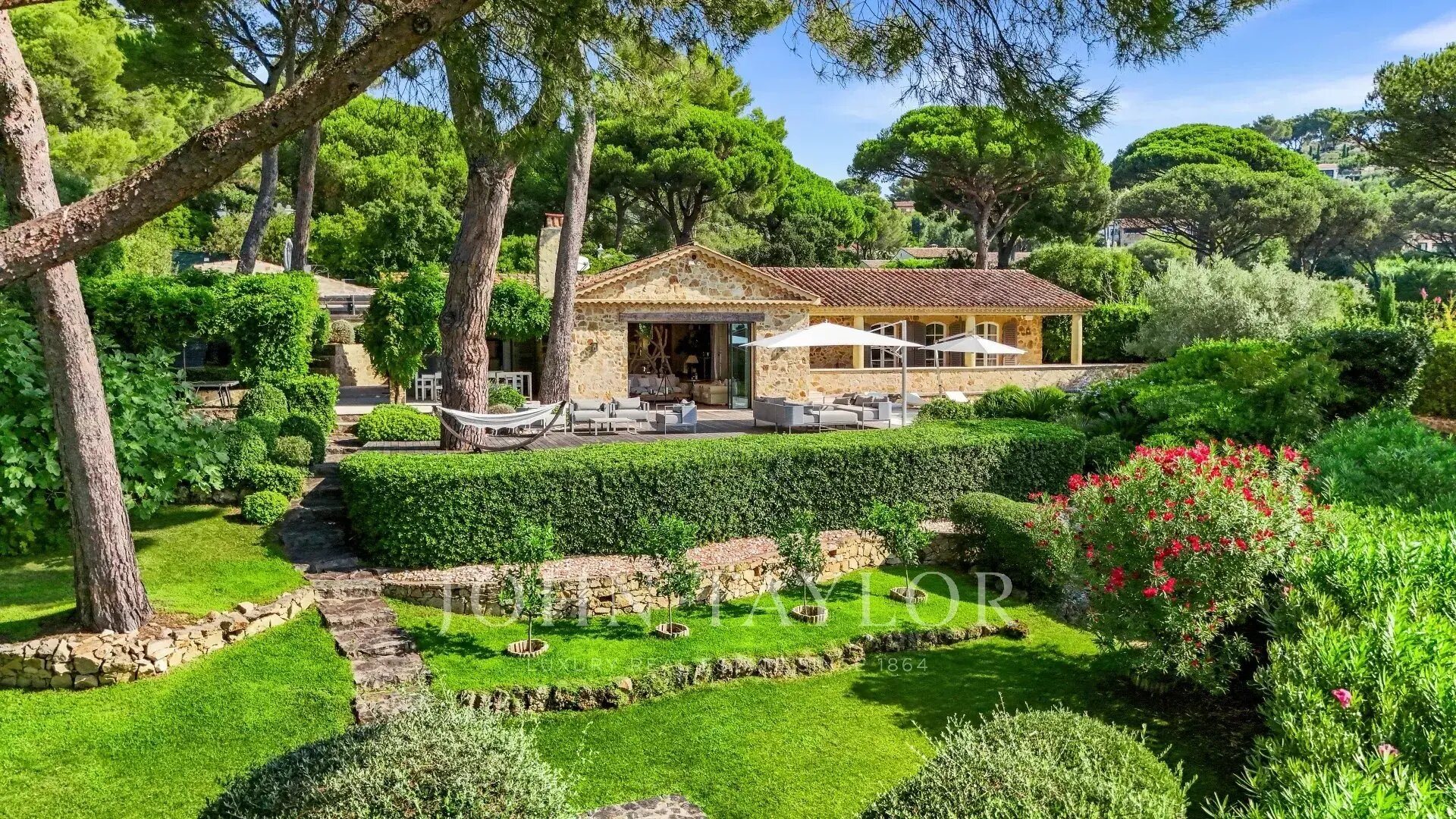 Maison à louer, 350m², Ramatuelle