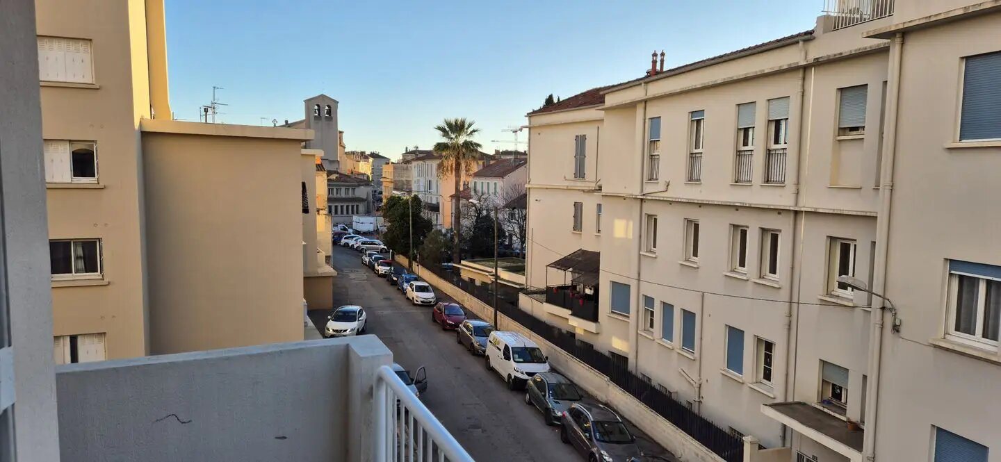 Appartement à louer, 51m², Toulon