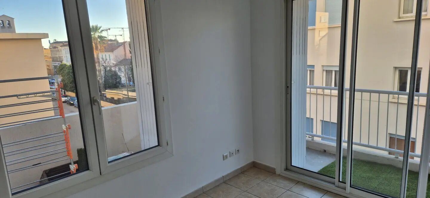 Appartement à louer, 51m², Toulon
