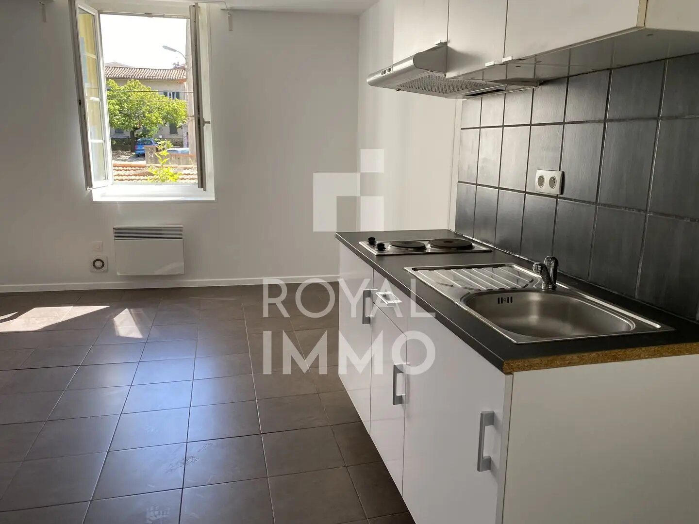 Appartement à louer, 20m², La Seyne-sur-Mer