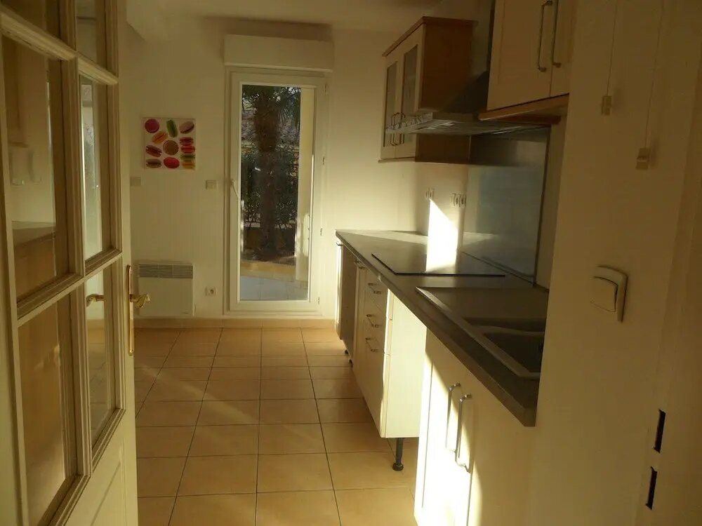 Appartement à louer, 88m², Carqueiranne
