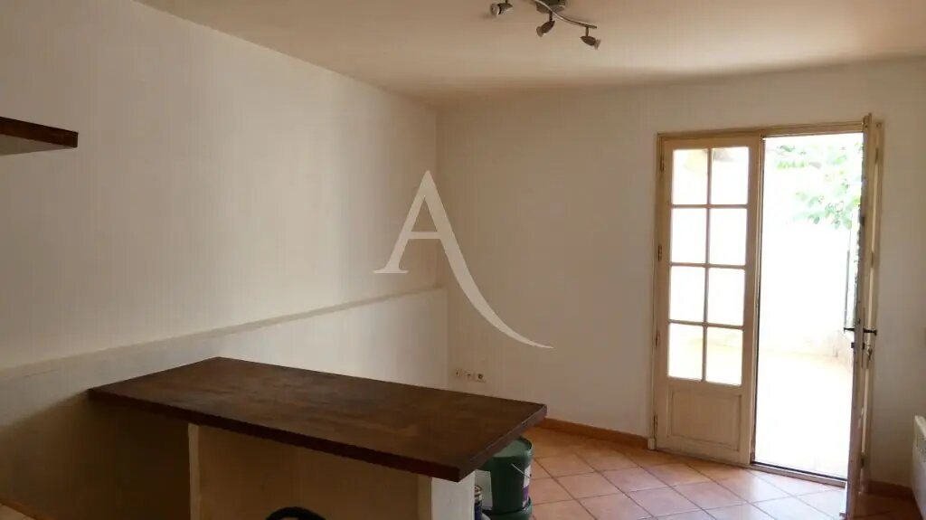 Appartement à louer, 32m², La Crau