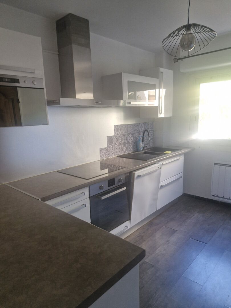 Appartement à louer, 66m², Toulon