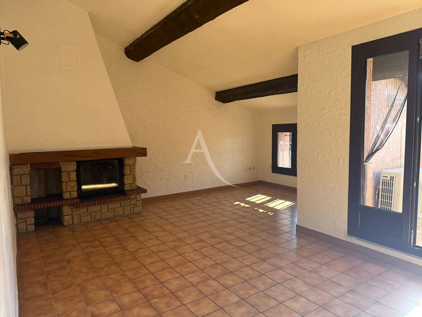 Appartement à louer, 70m², La Crau