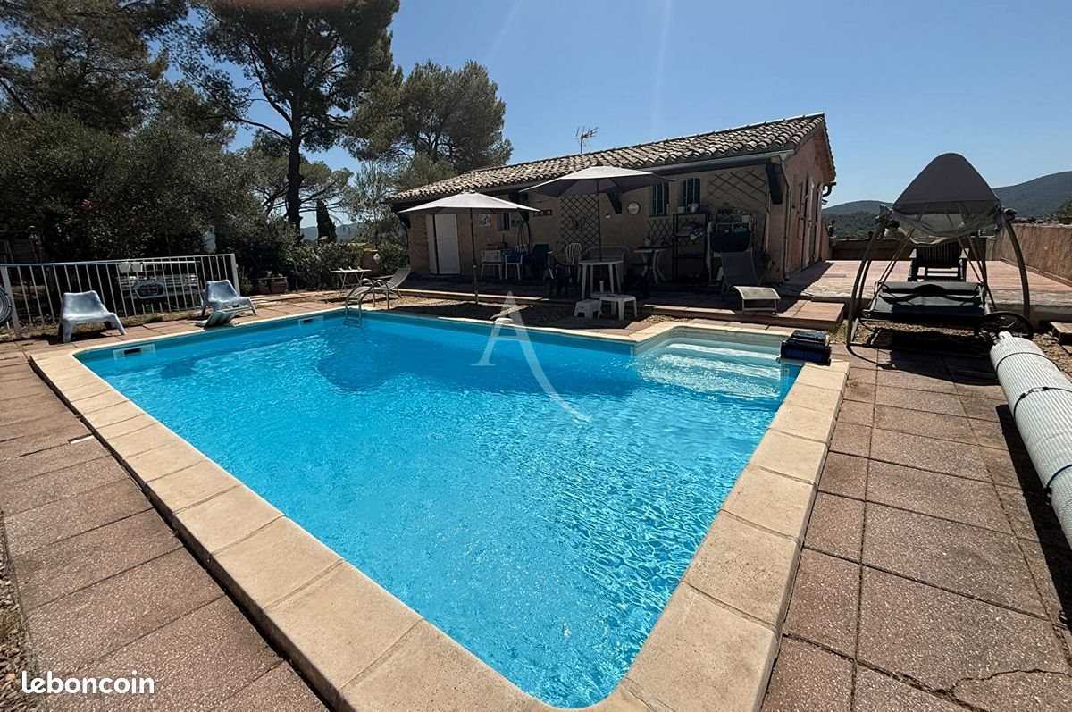 Maison à vendre, 158m², La Crau