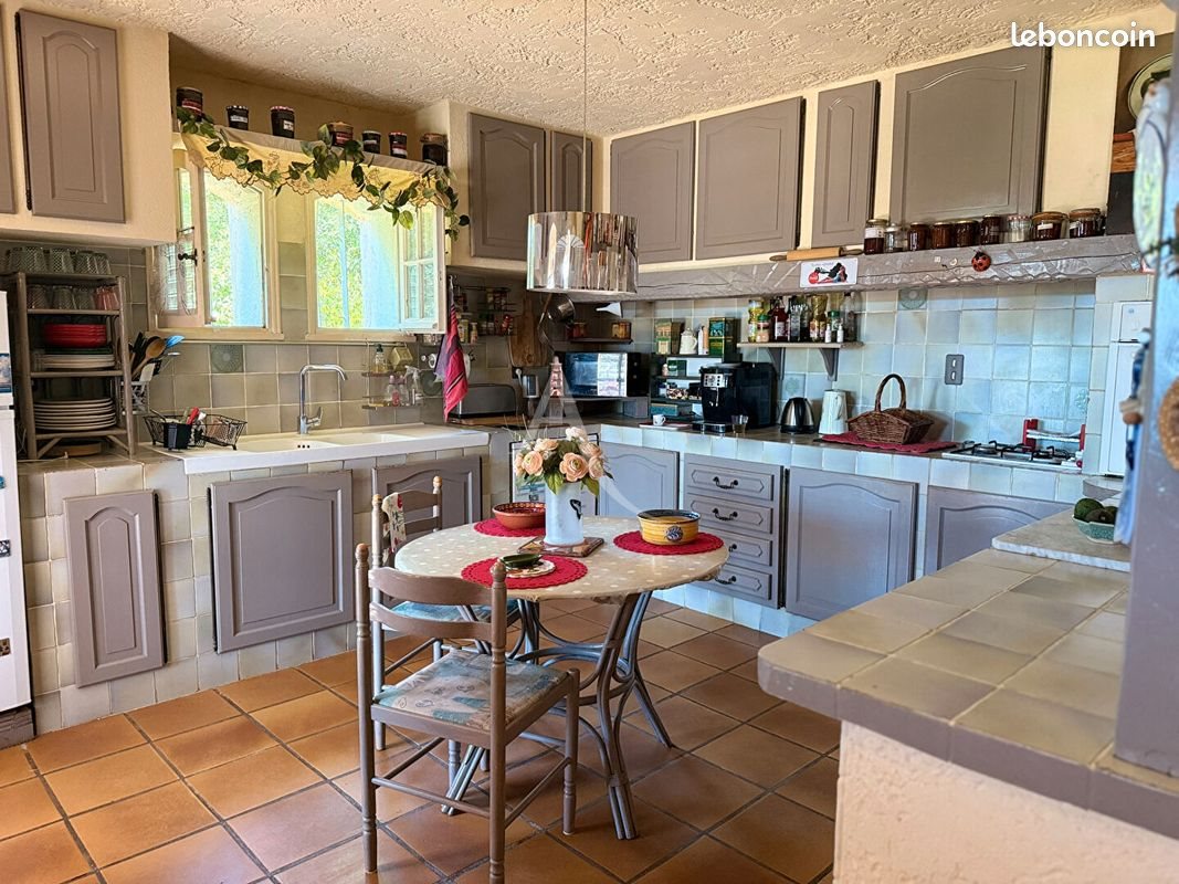 Maison à vendre, 158m², La Crau