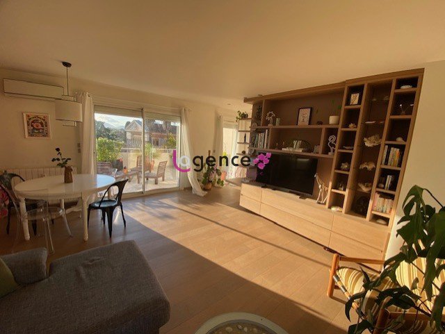 Appartement à louer, 59m², Hyères