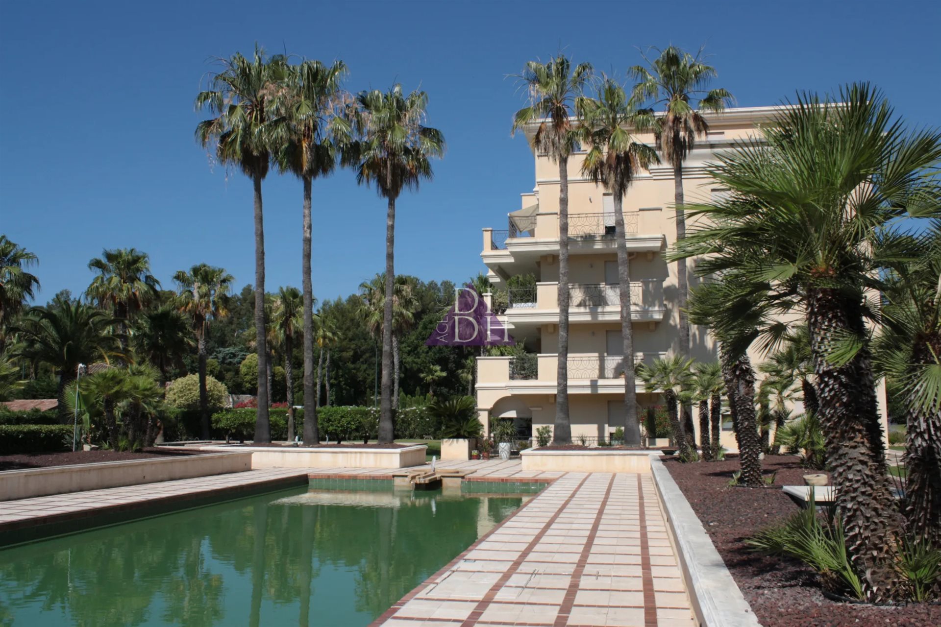Appartement à louer, 46m², Hyères