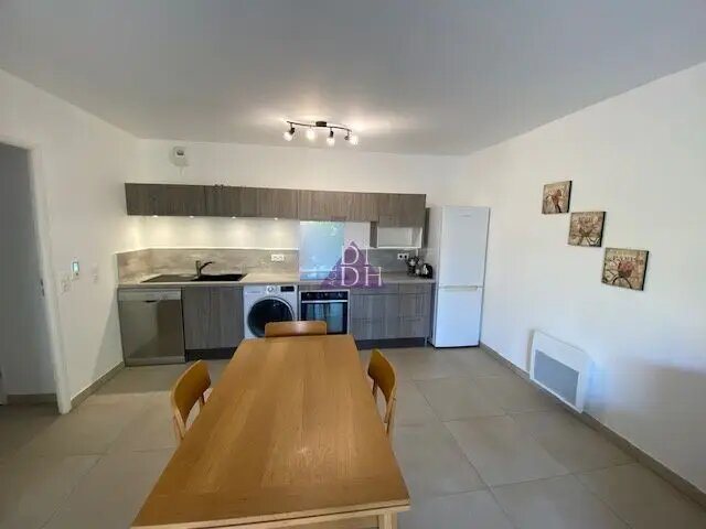 Appartement à louer, 57m², Bormes-les-Mimosas