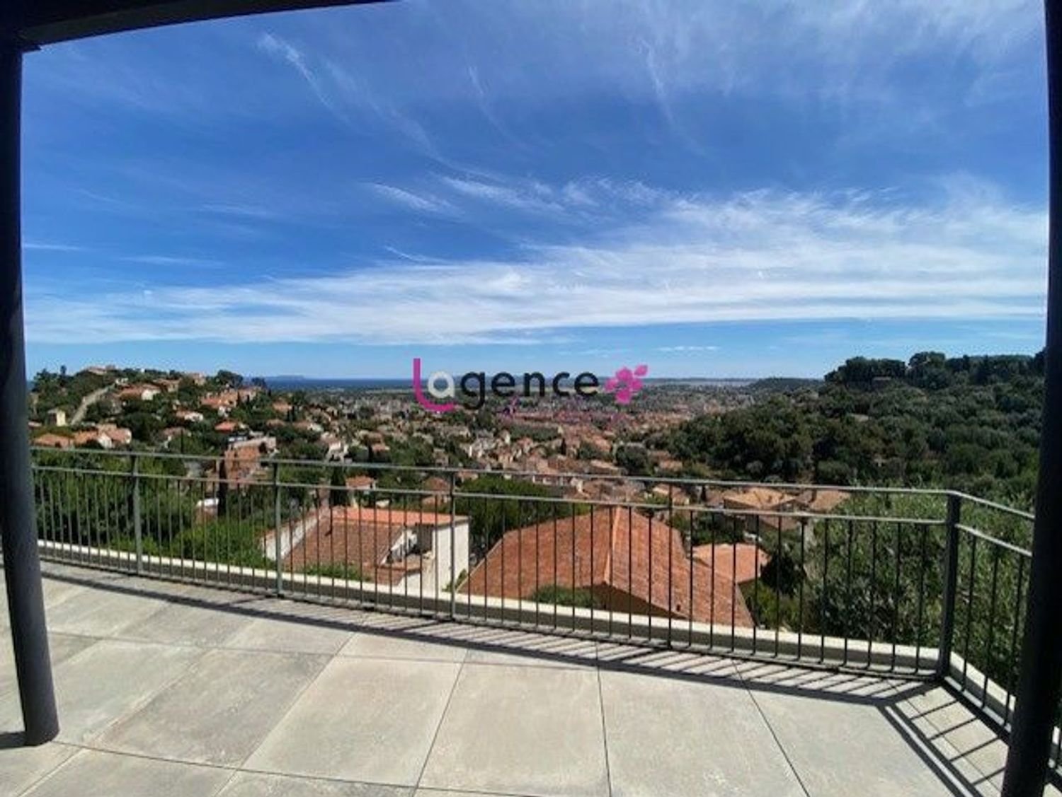 Appartement à louer, 87m², Hyères