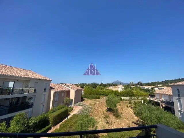 Appartement à louer, 60m², Hyères