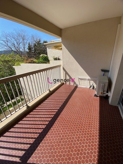 Appartement à louer, 39m², Hyères
