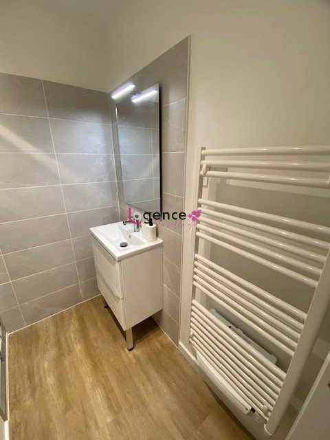 Appartement à louer, 39m², Hyères