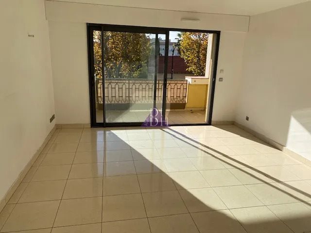 Appartement à louer, 65m², Hyères