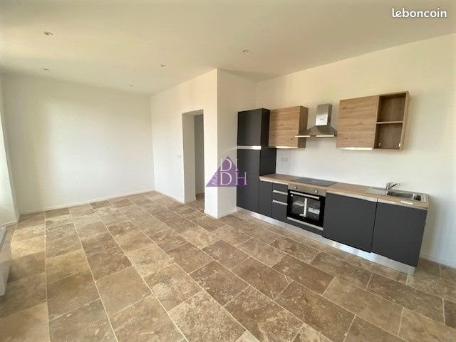 Appartement à louer, 55m², Hyères