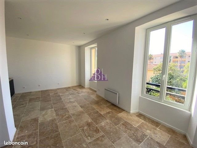 Appartement à louer, 55m², Hyères