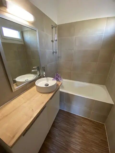 Appartement à louer, 28m², Bormes-les-Mimosas