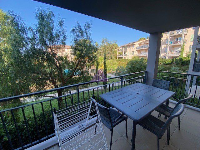 Appartement à louer, 57m², Bormes-les-Mimosas