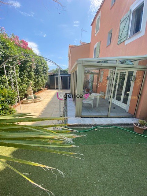 Appartement à louer, 53m², Hyères