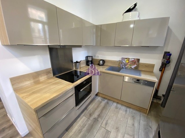 Appartement à louer, 43m², Hyères