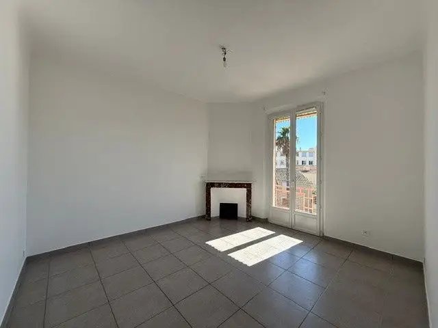 Appartement à louer, 67m², Toulon
