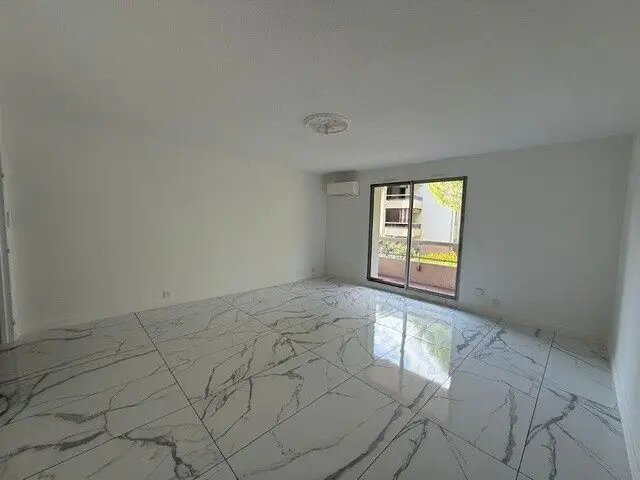 Appartement à louer, 81m², Toulon