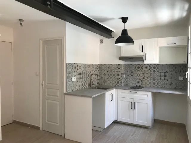 Appartement à louer, 28m², Toulon