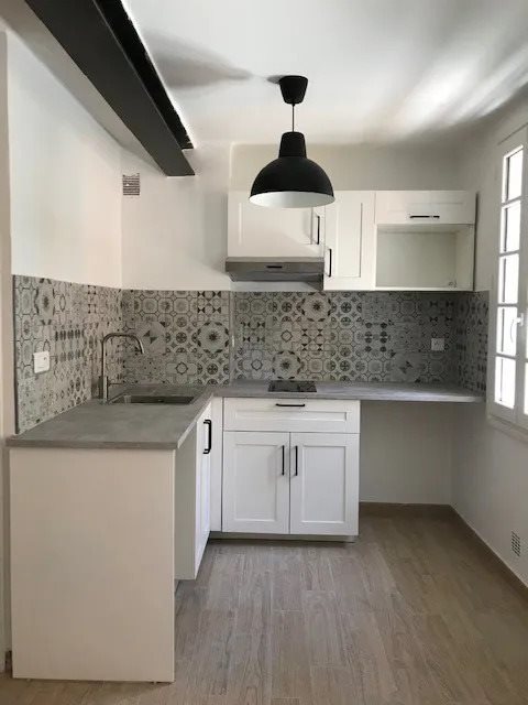 Appartement à louer, 28m², Toulon