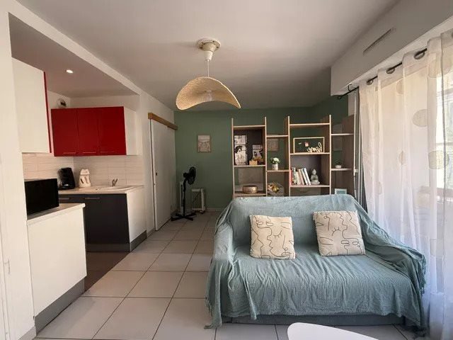 Appartement à louer, 28m², Hyères