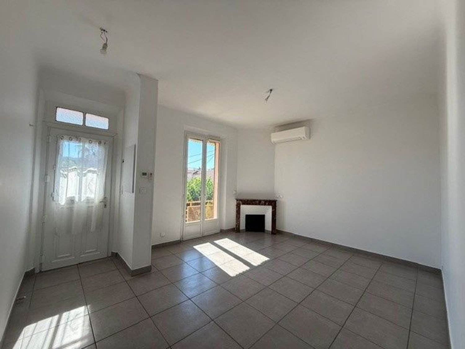 Appartement à louer, 67m², Toulon