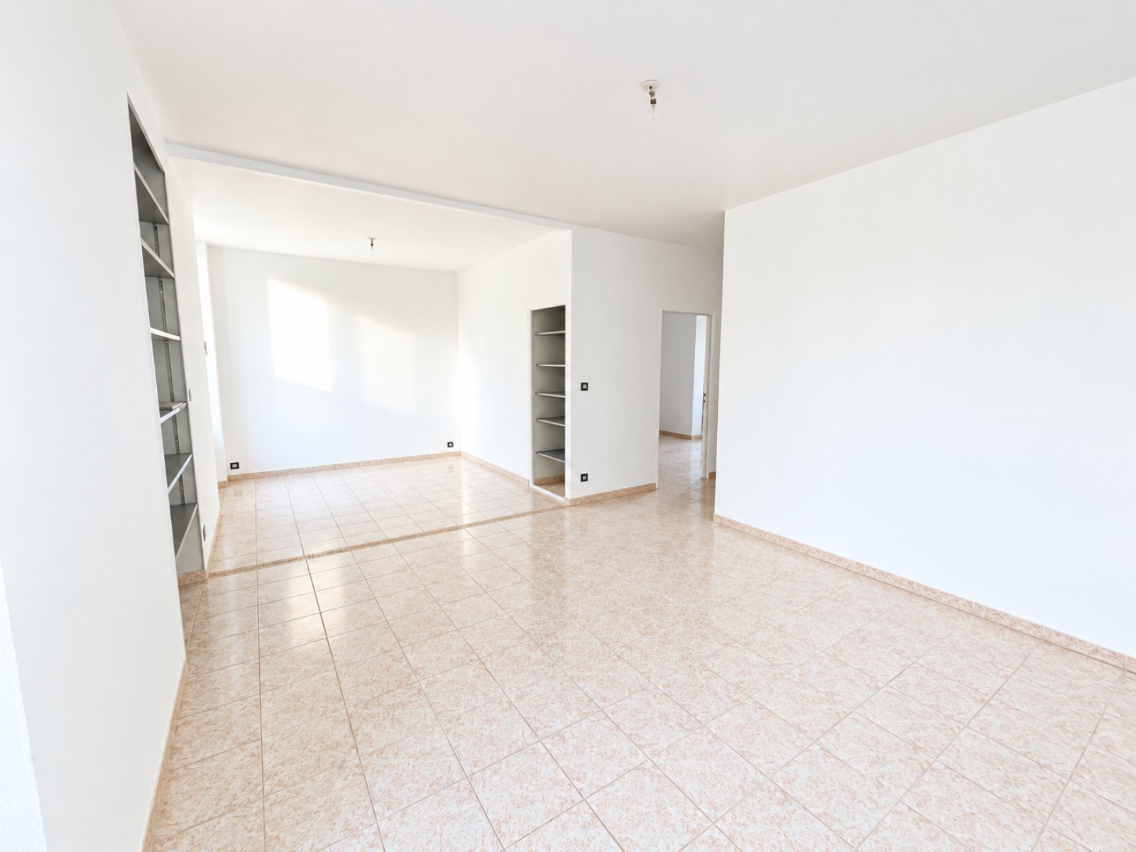 Appartement à louer, 70m², Hyères