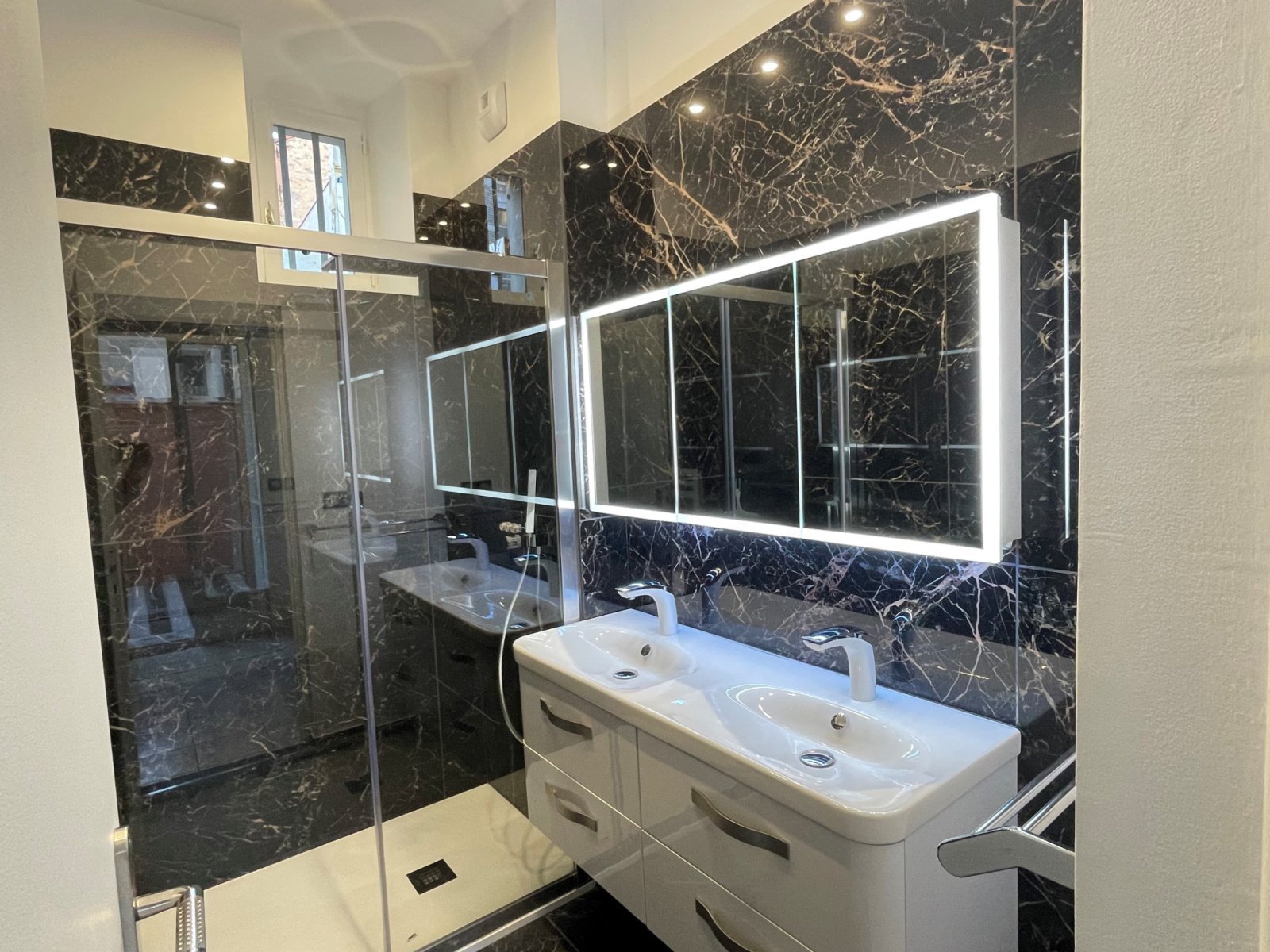 Appartement à louer, 70m², Hyères