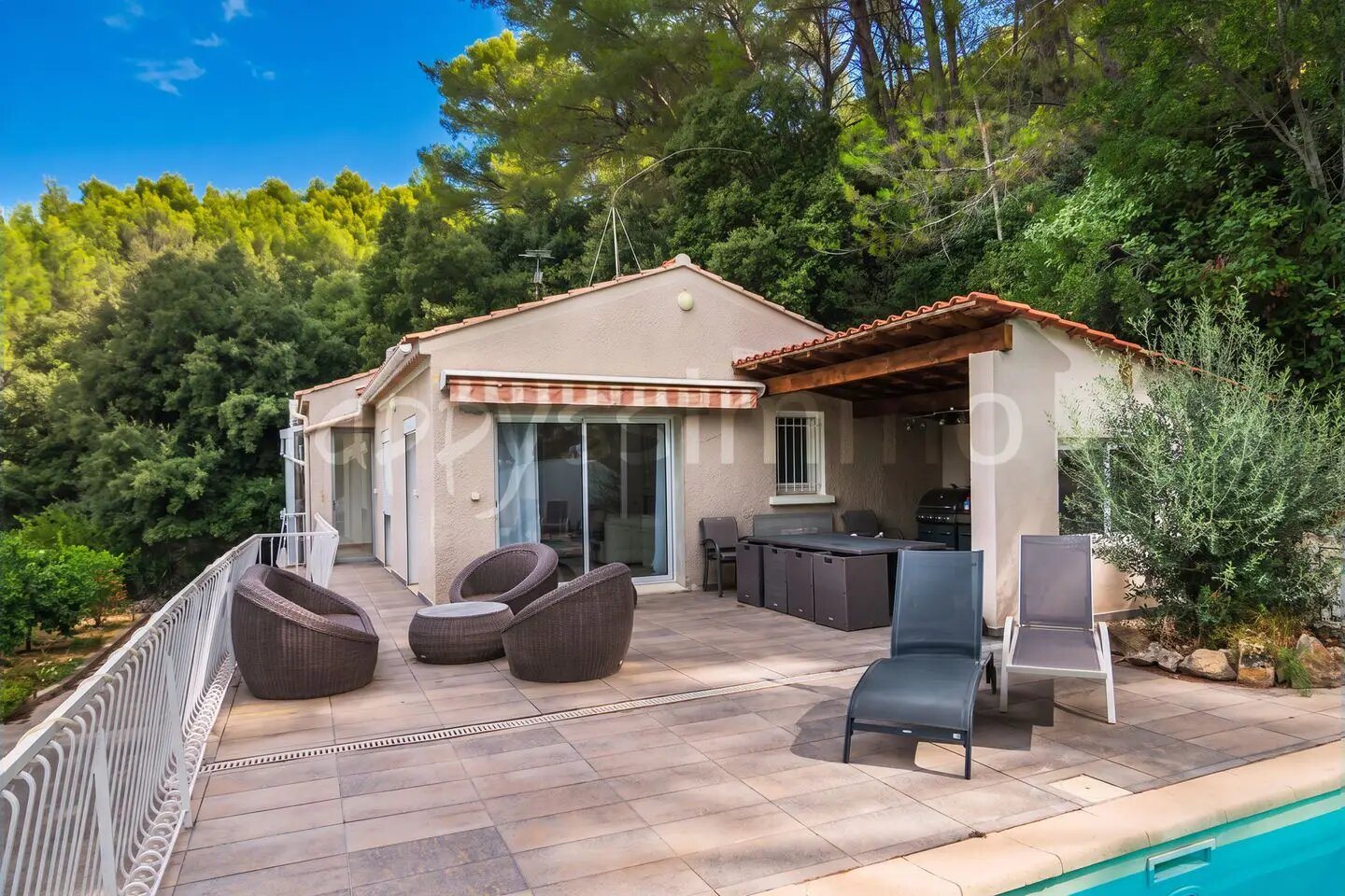 Maison à vendre, 128m², Le Revest-les-Eaux