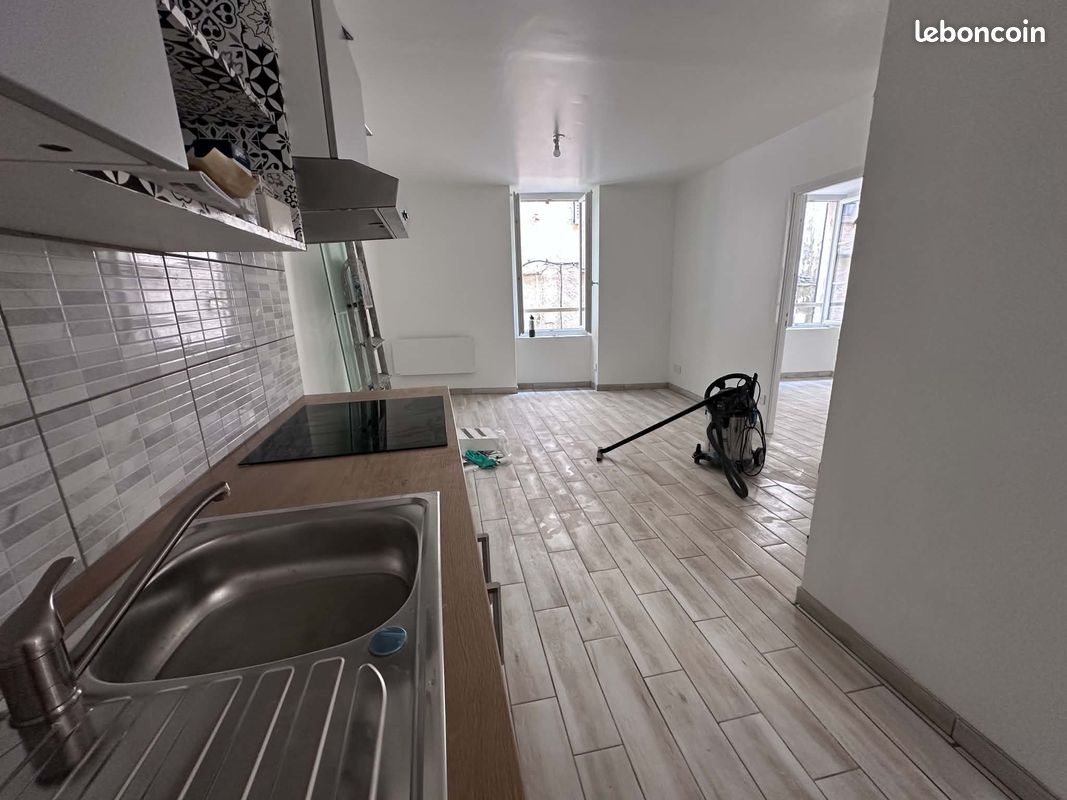 Appartement à louer, 30m², Hyères