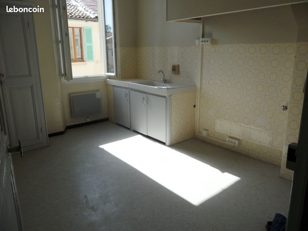 Appartement à louer, 47m², Hyères