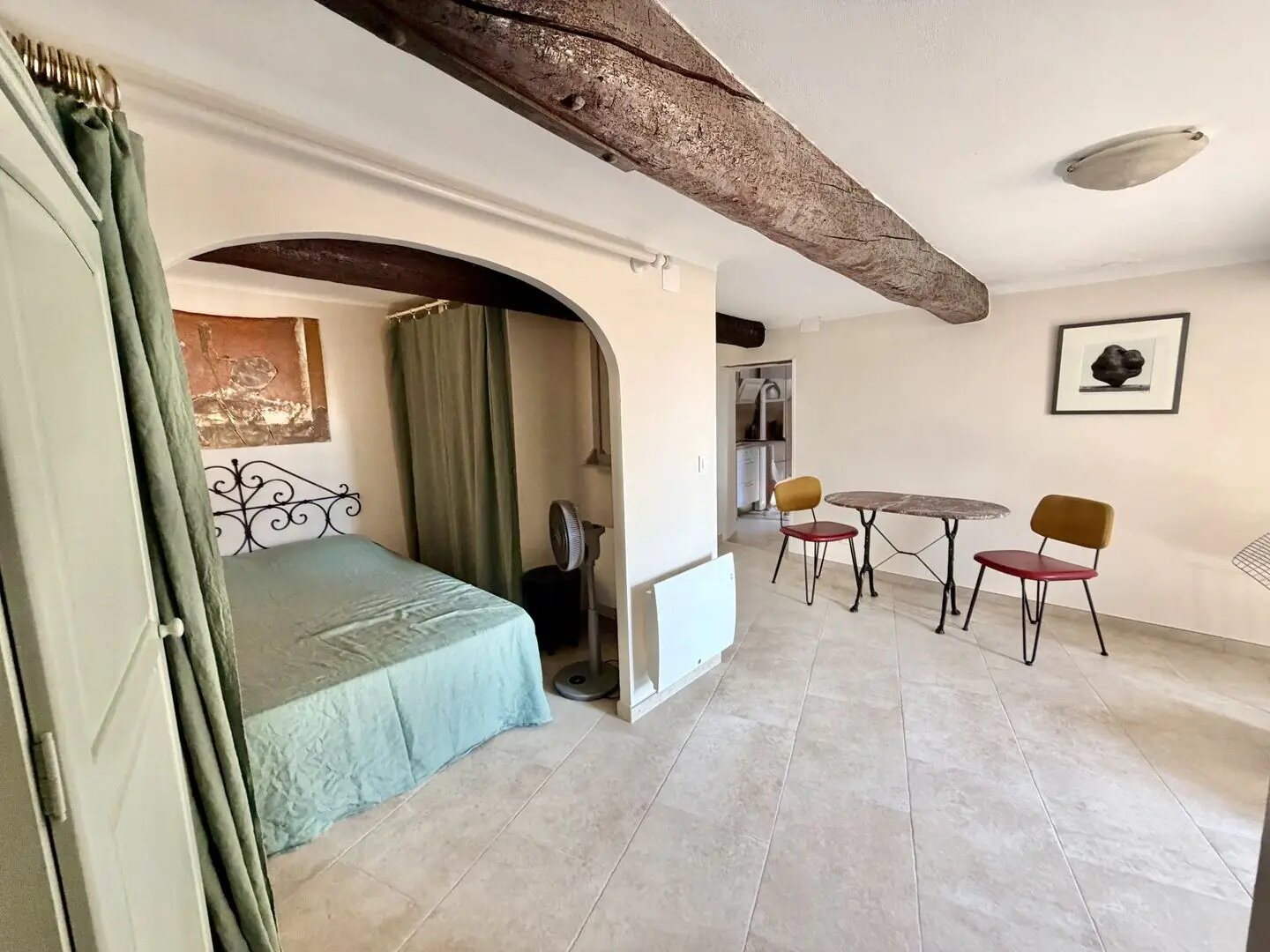 Appartement à louer, 27m², Tourrettes