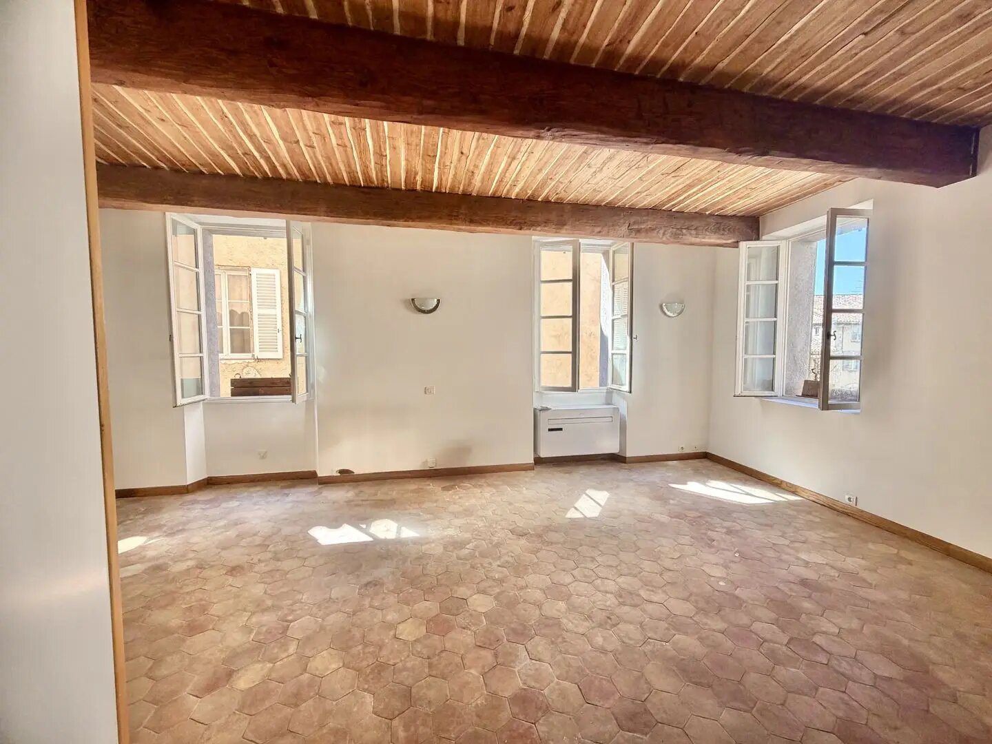 Appartement à louer, 34m², Fayence