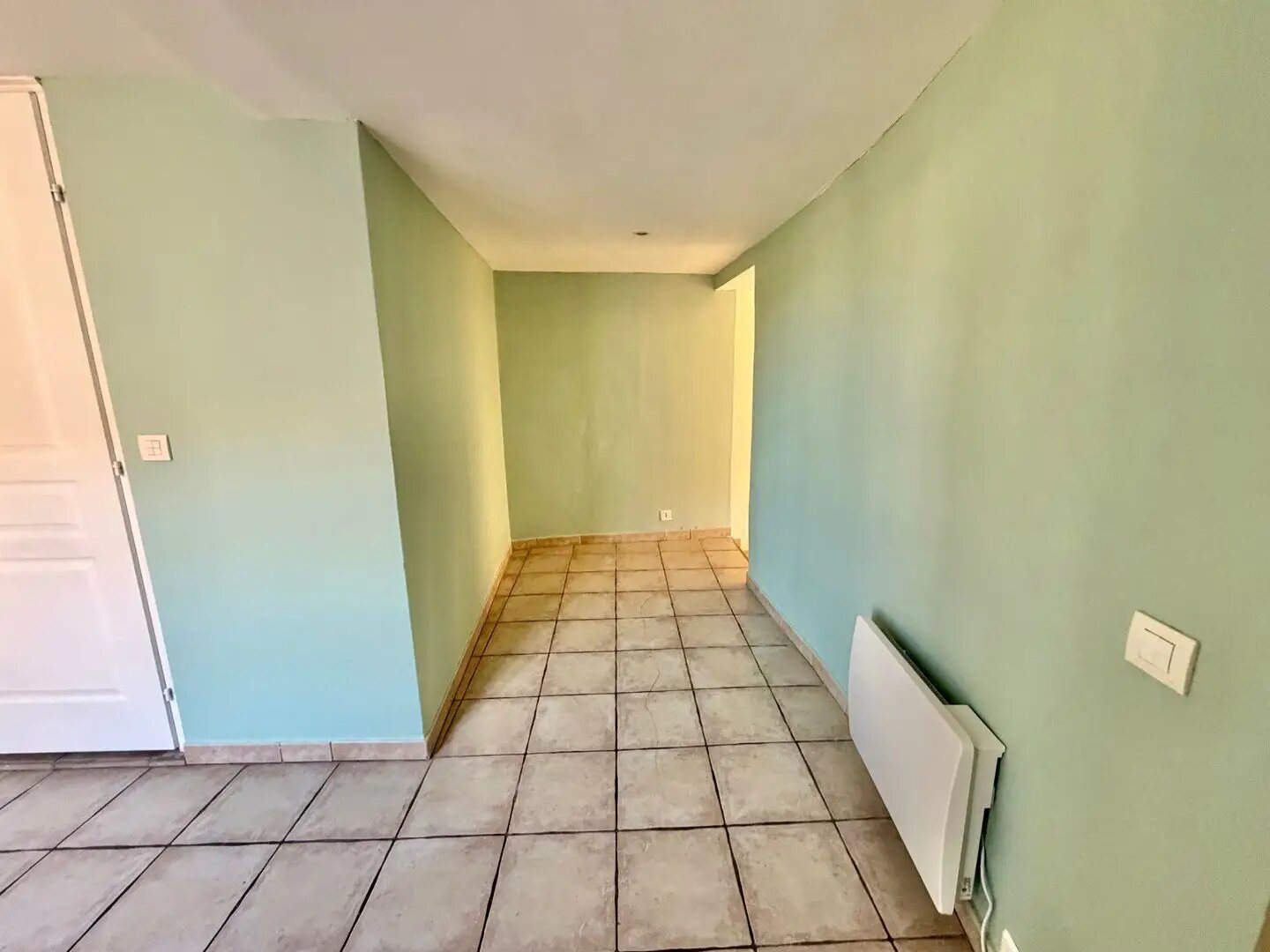 Appartement à louer, 75m², Bargemon