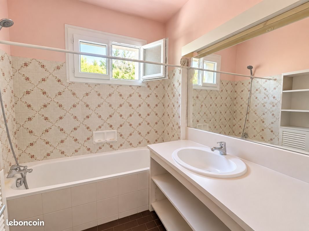 Appartement à louer, 61m², Toulon