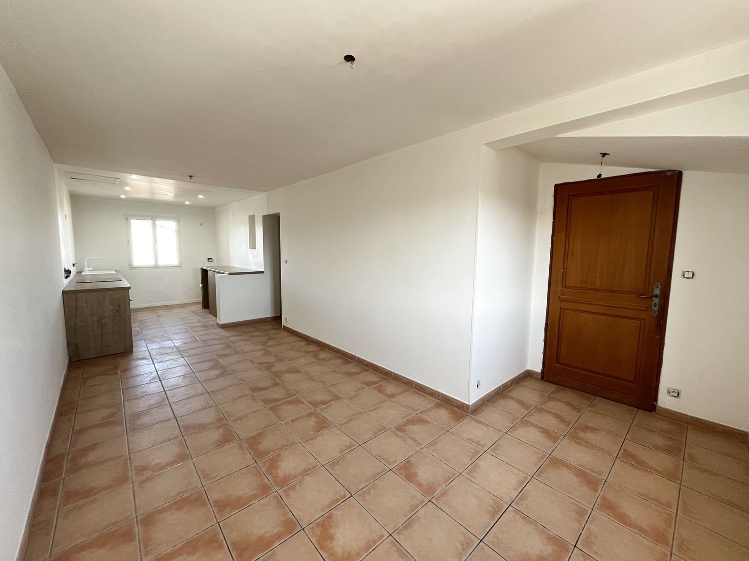 Appartement à vendre, 73m², Saint-Maximin-la-Sainte-Baume