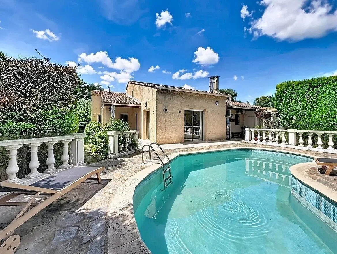 Maison à vendre, 166m², Châteauneuf-de-Gadagne