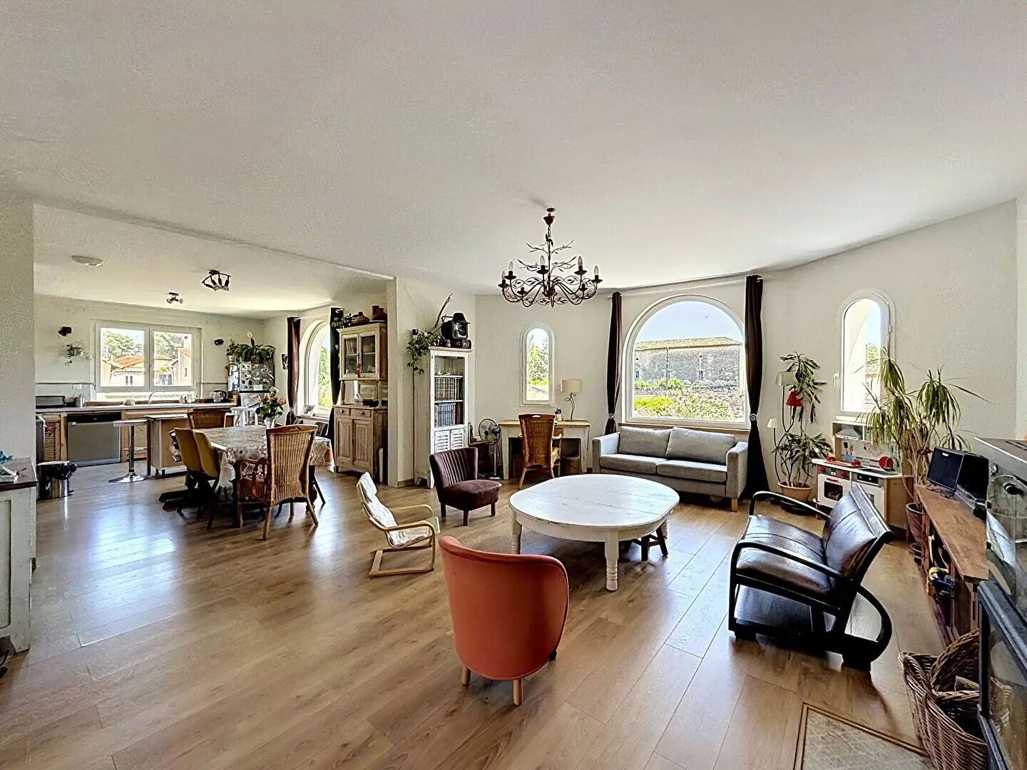 Appartement à vendre, 123m², Villeneuve-lès-Avignon